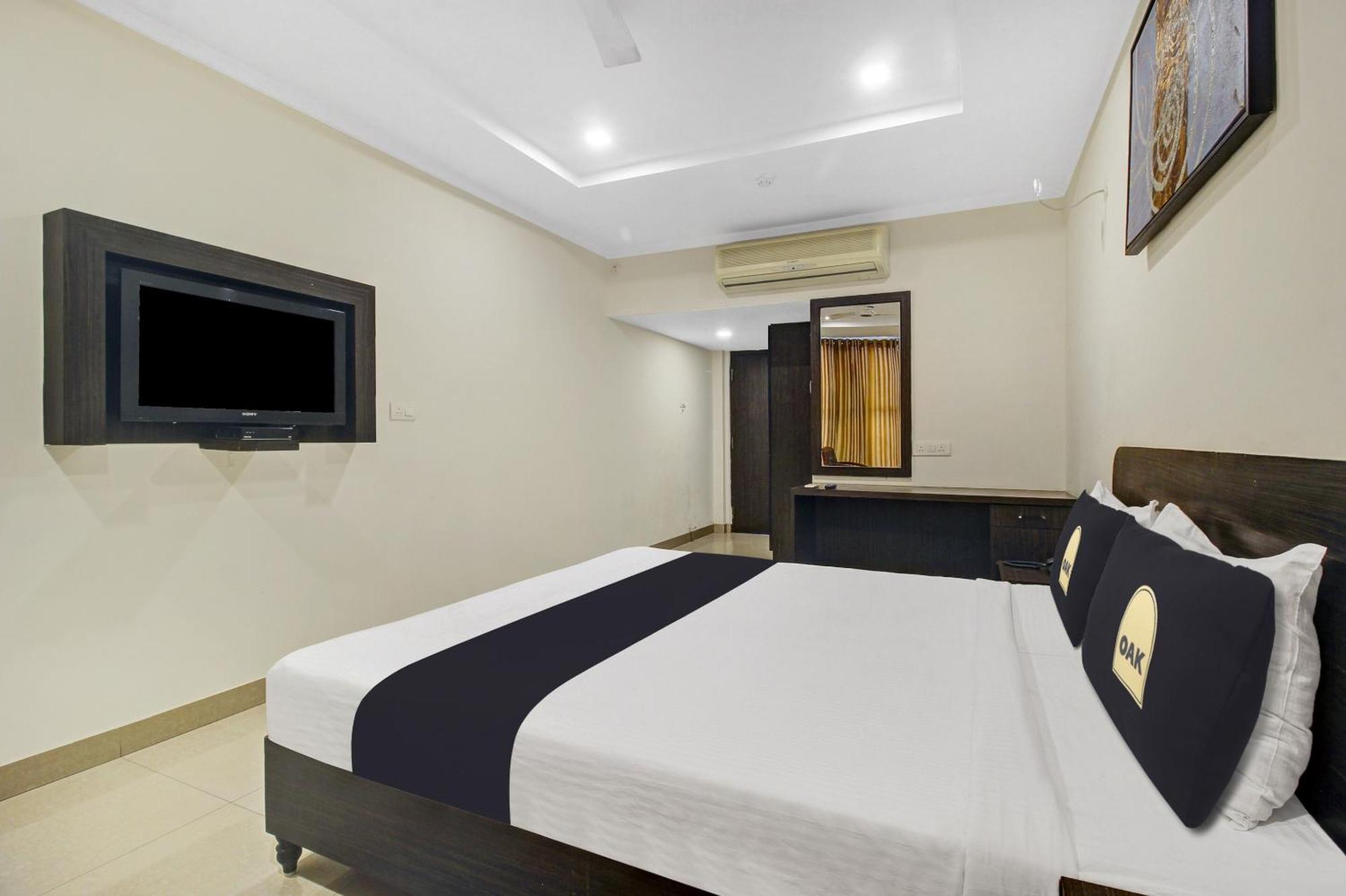 ホテル Super Townhouse Oak Lb Nagar Ramoji ハイデラバード エクステリア 写真