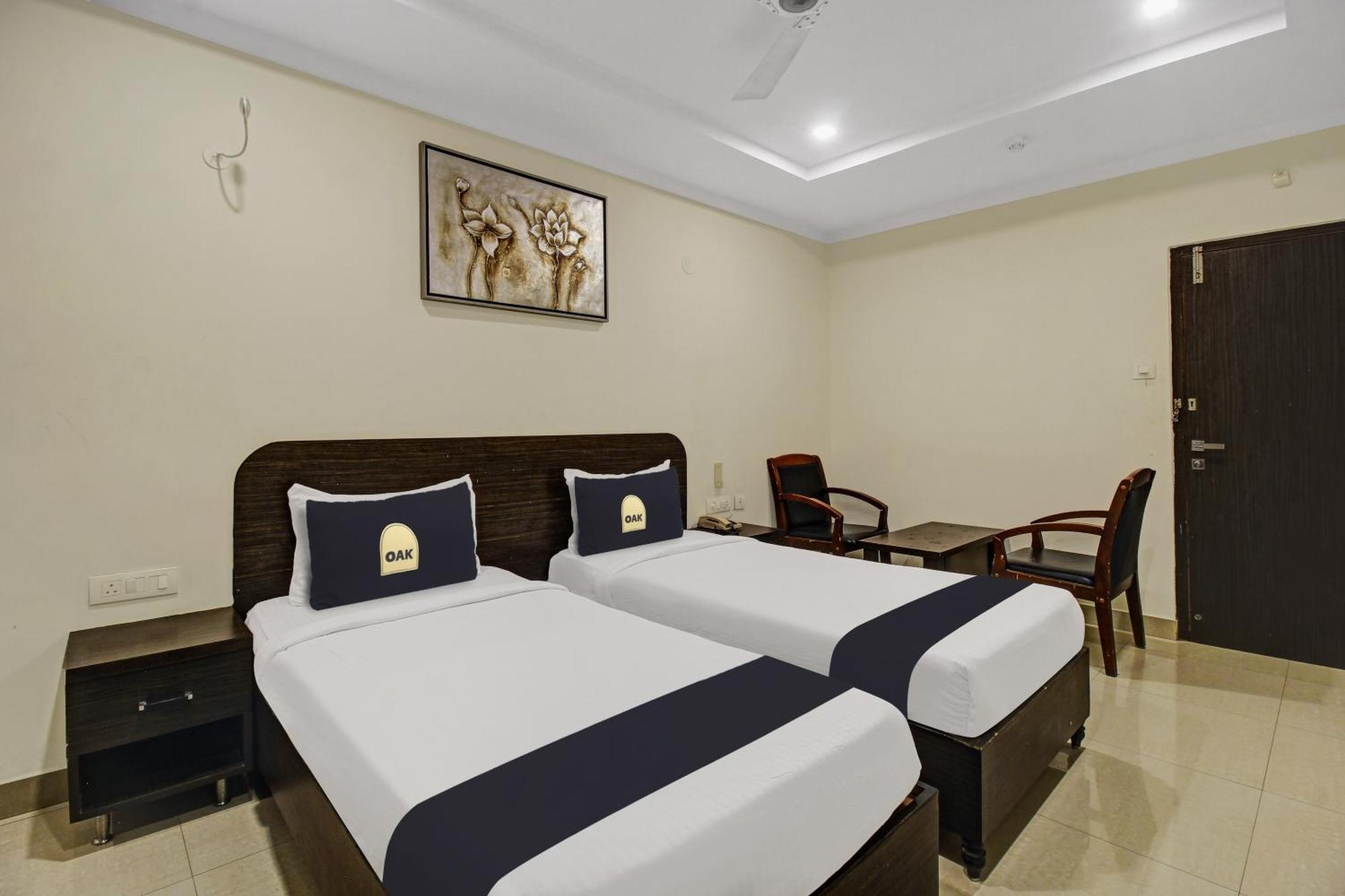 ホテル Super Townhouse Oak Lb Nagar Ramoji ハイデラバード エクステリア 写真