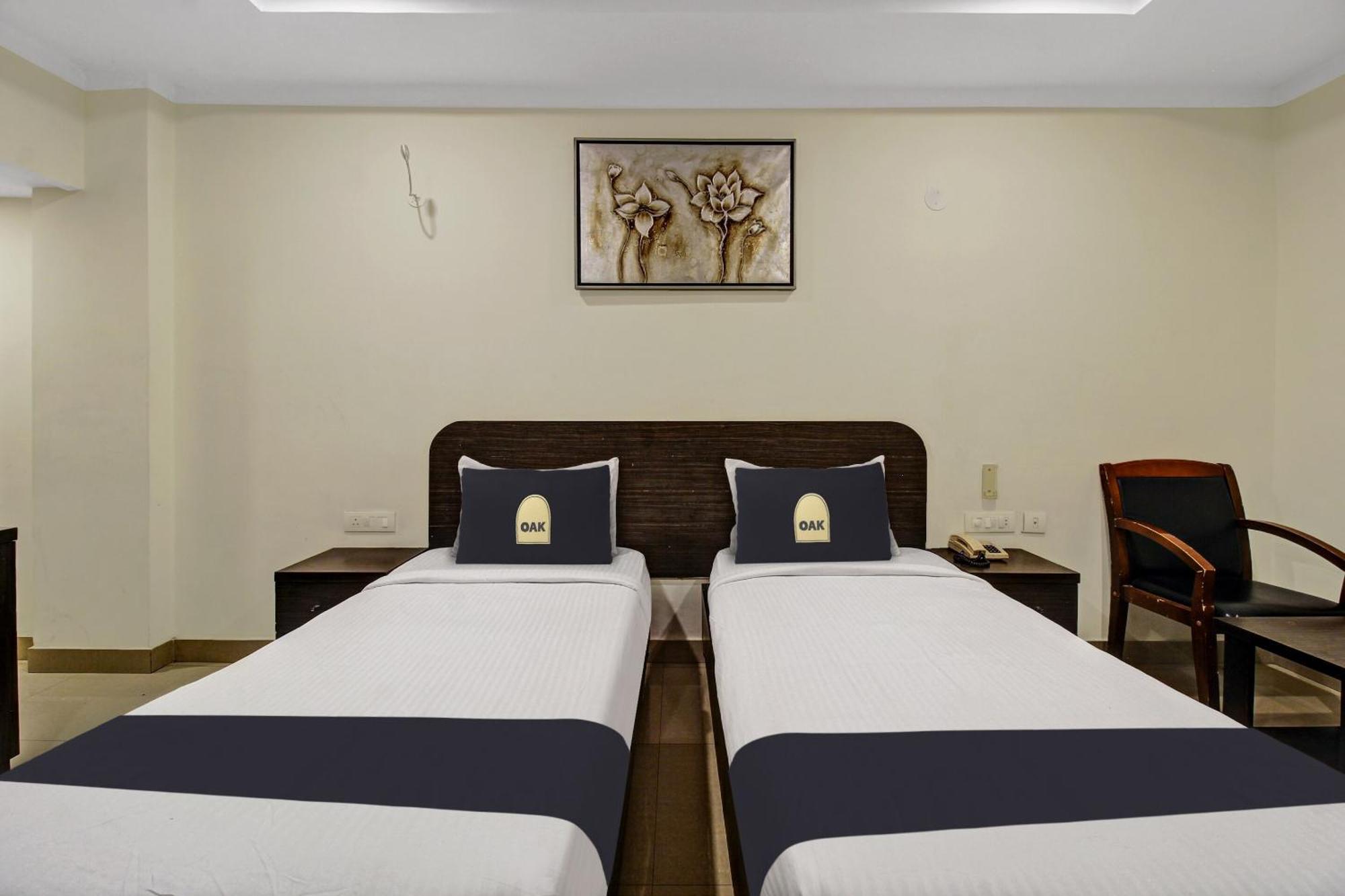 ホテル Super Townhouse Oak Lb Nagar Ramoji ハイデラバード エクステリア 写真