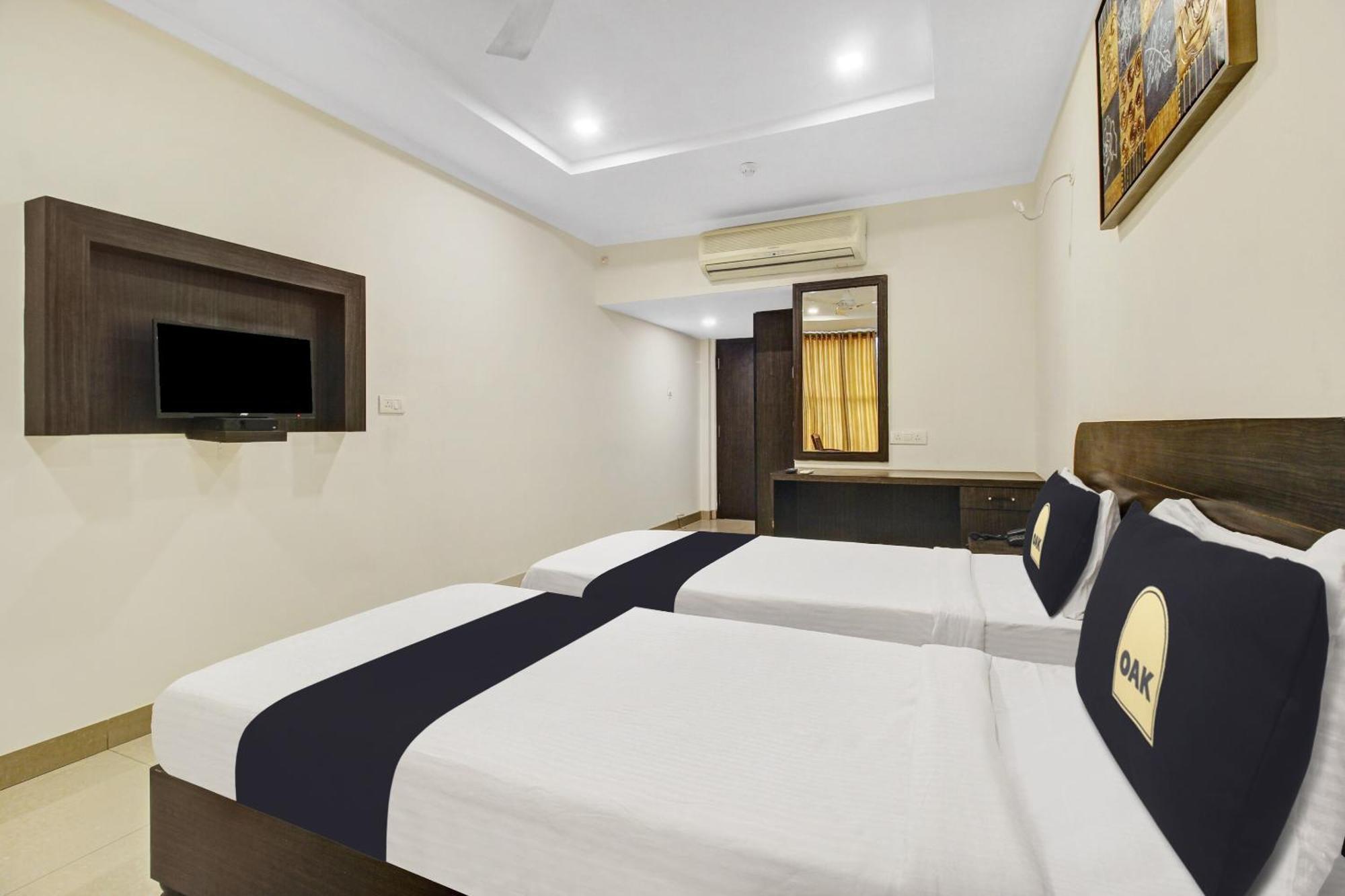 ホテル Super Townhouse Oak Lb Nagar Ramoji ハイデラバード エクステリア 写真
