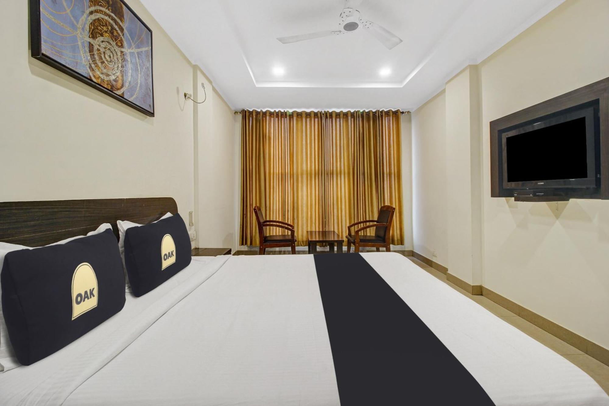 ホテル Super Townhouse Oak Lb Nagar Ramoji ハイデラバード エクステリア 写真