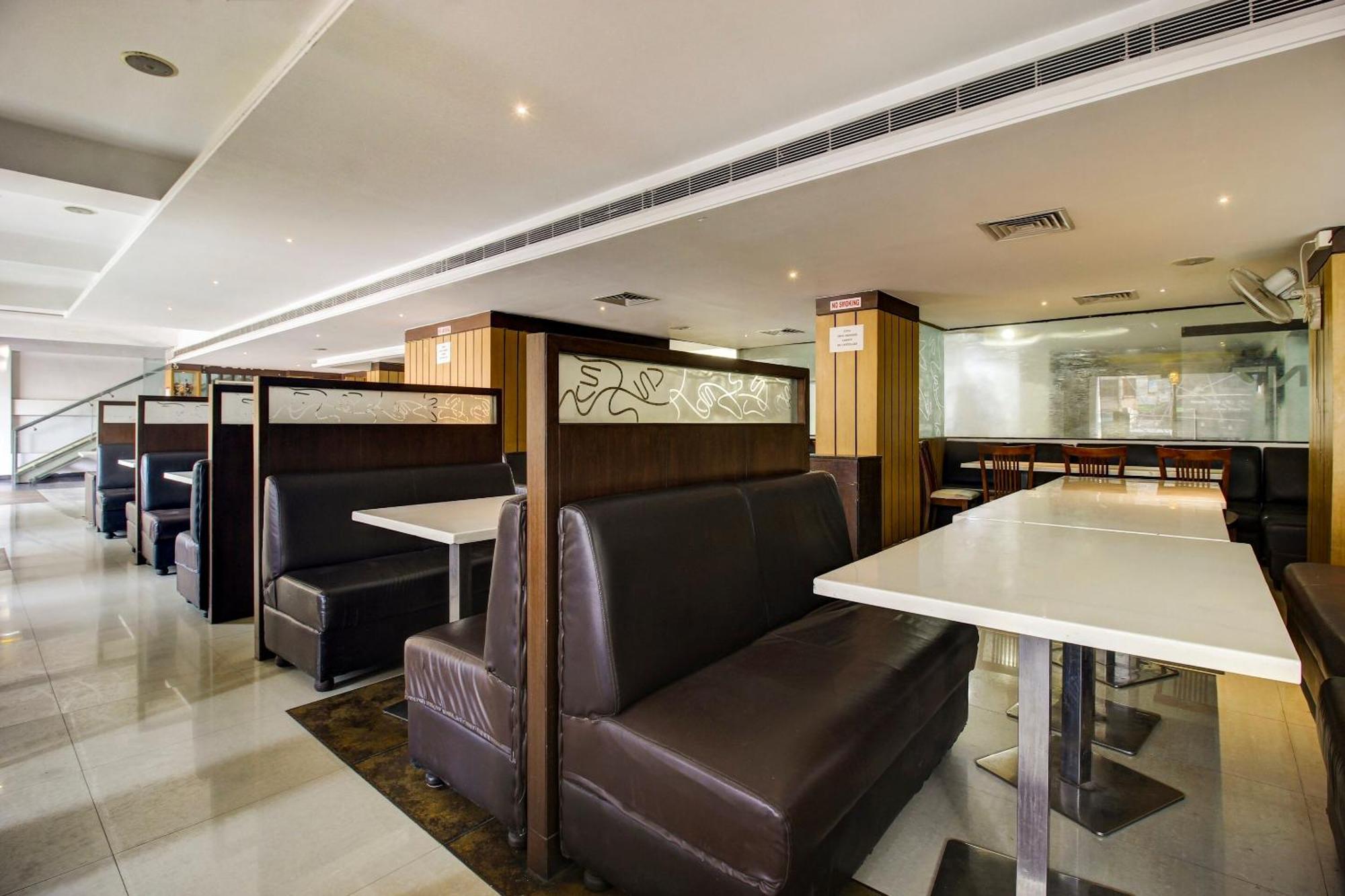 ホテル Super Townhouse Oak Lb Nagar Ramoji ハイデラバード エクステリア 写真